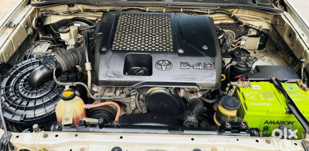 Toyota Fortuner 4x2 Manual, 2013, Diesel