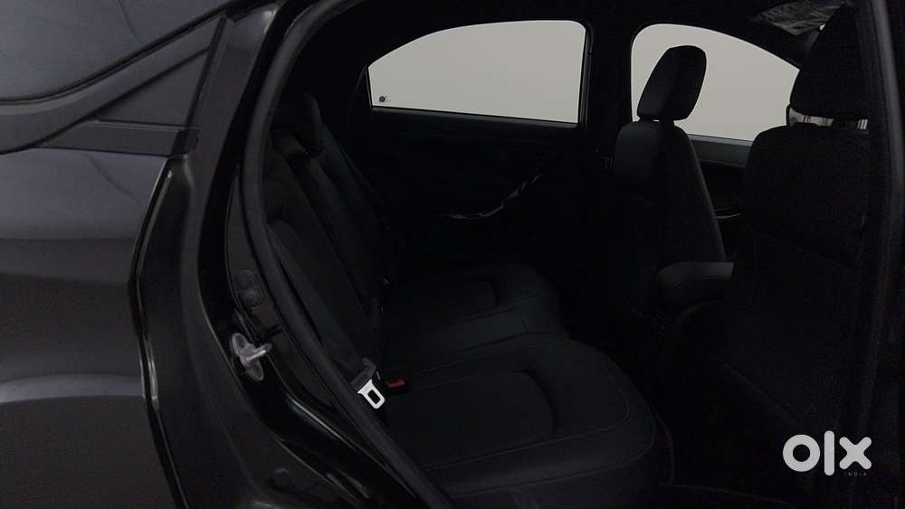 Tata Nexon 1.2 Revotron Xz Plus (l) Dark Edition, 2023, Petrol