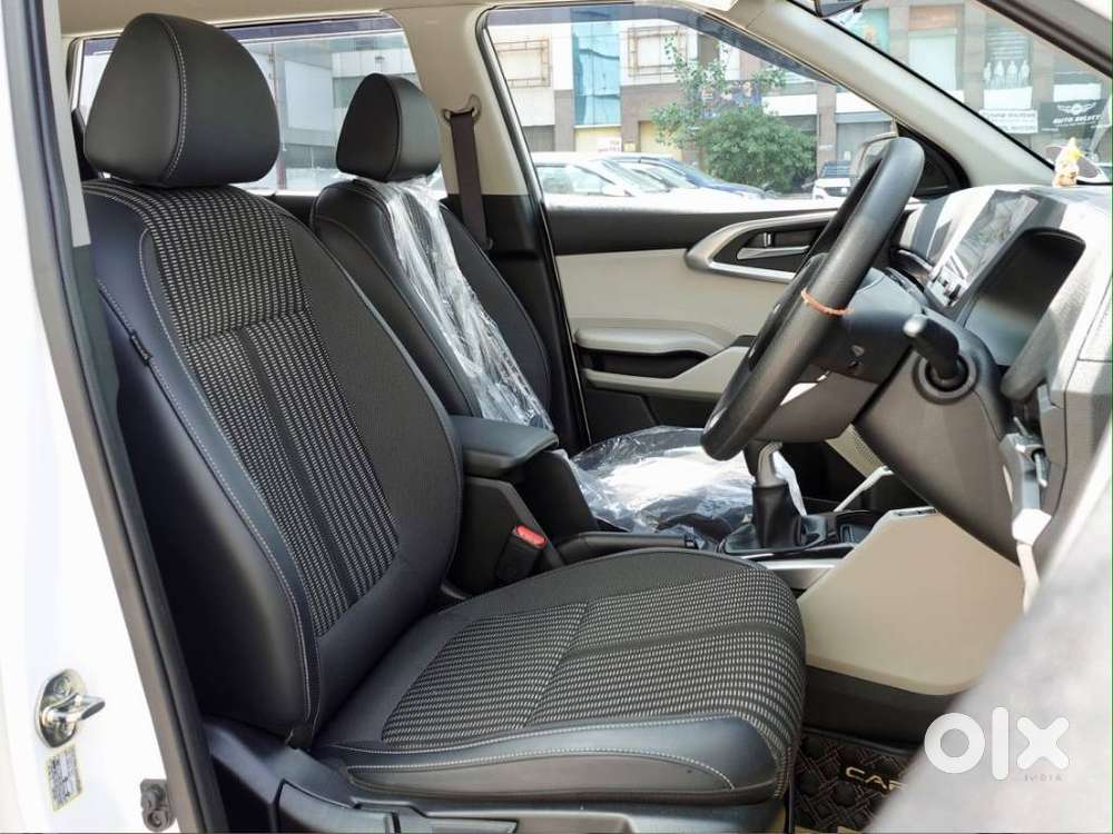 Kia Carens 1.4 Prestige 7 Str, 2024, Petrol