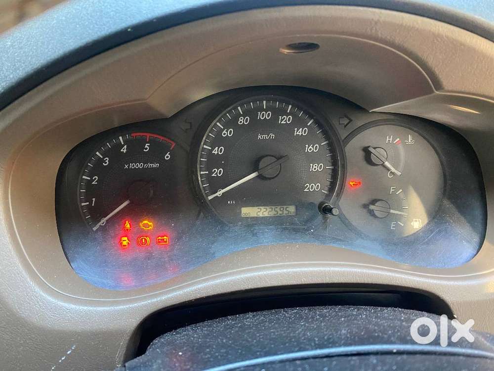 Toyota Innova 2.5 G 2015