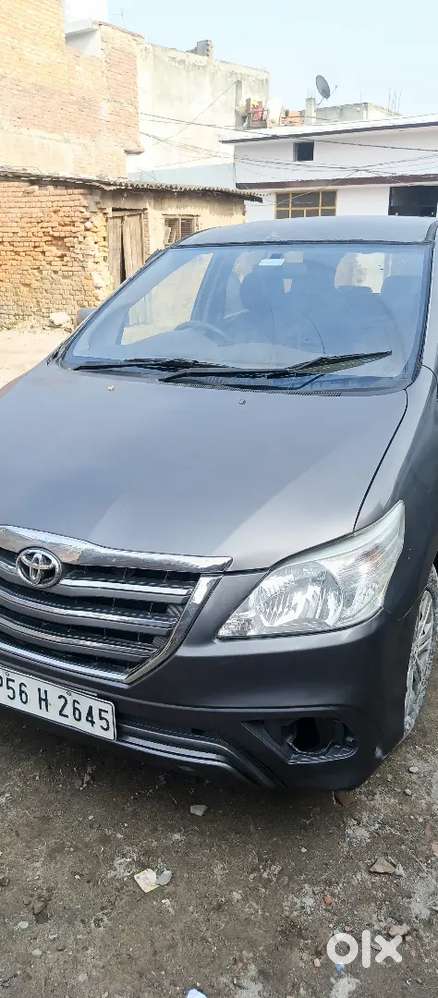 Toyota Innova 2012 Diesel 364000 Km Driven