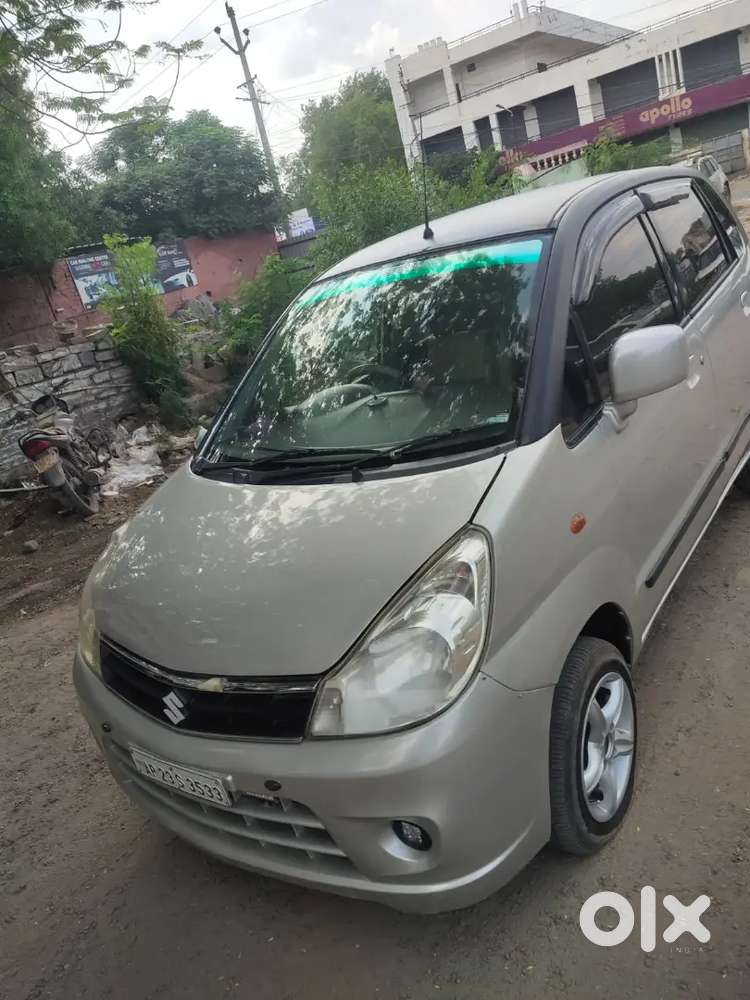 Maruti Suzuki Estilo 2010