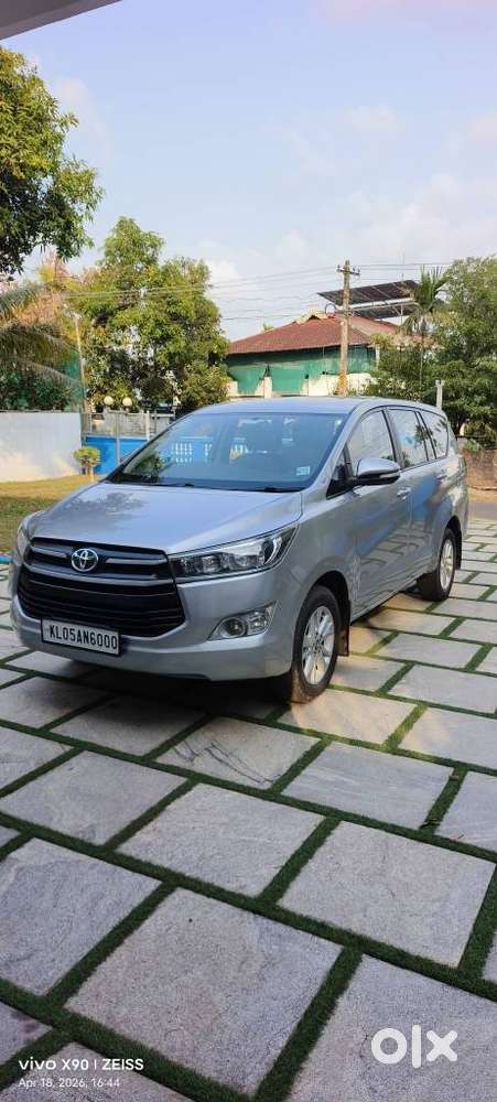 Toyota Innova Crysta 2.8 Gx At 8s, 2016, Diesel