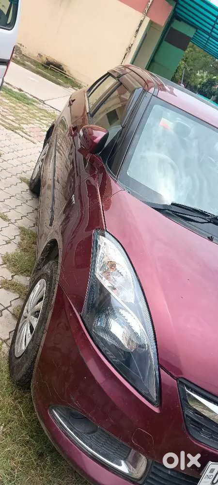 Maruti Suzuki Dzire 2017 Petrol 65000 Km Driven