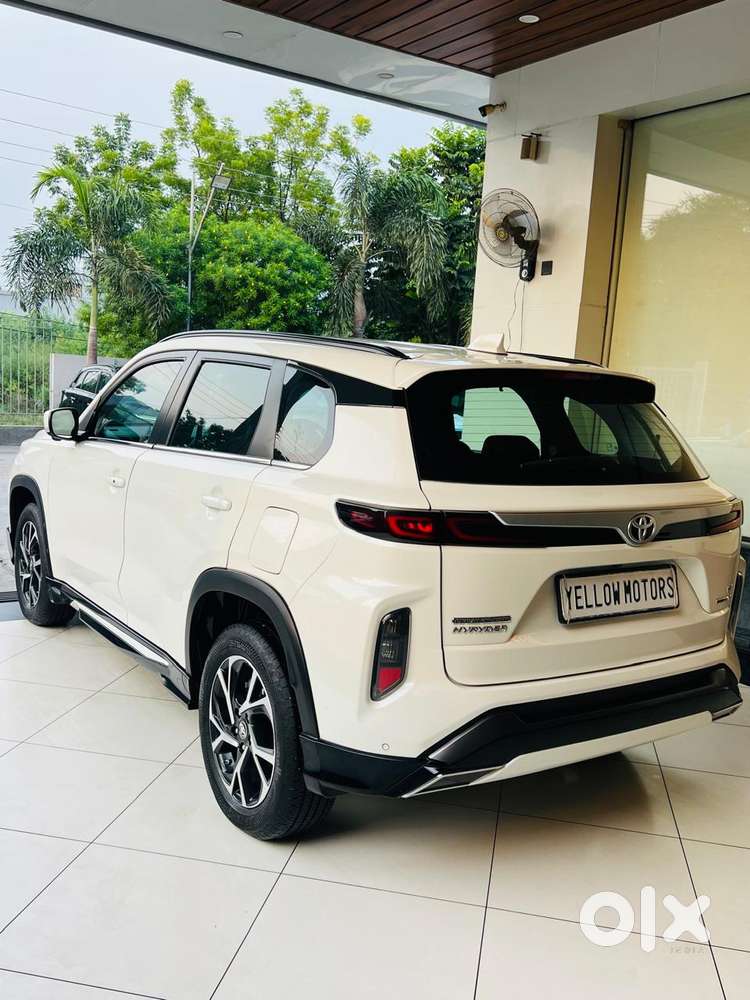 Toyota Urban Cruiser Hyryder 1.5 V Neo Drive, 2025, Petrol