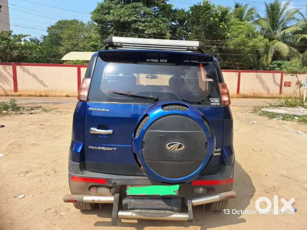Mahindra Nuvosport