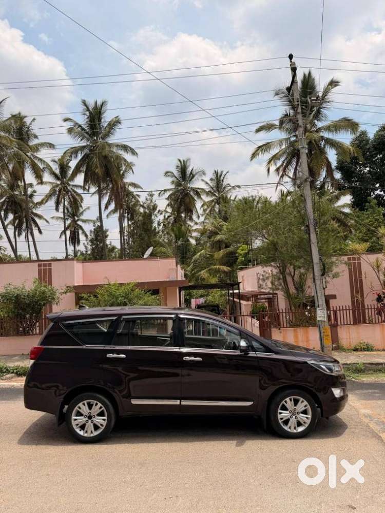 Toyota Innova Crysta 2.8 Z, 2016, Diesel