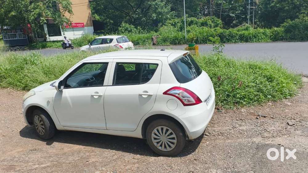 Maruti Suzuki Swift Ldi Optional, 2017, Petrol