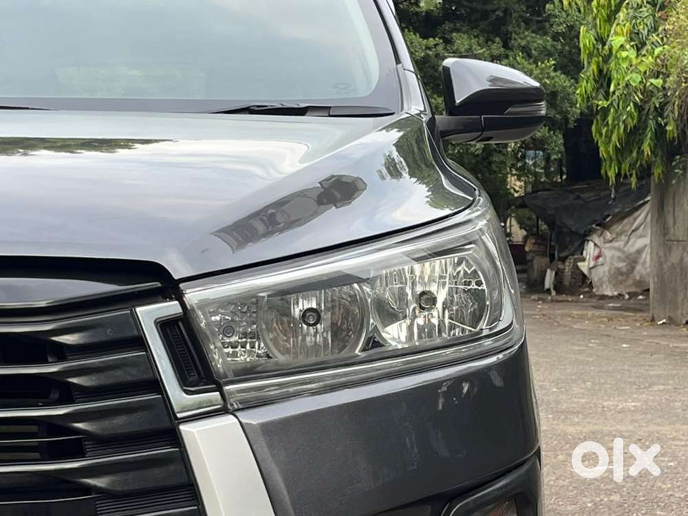 Toyota Innova Crysta 2.4 G Mt, 2022, Diesel