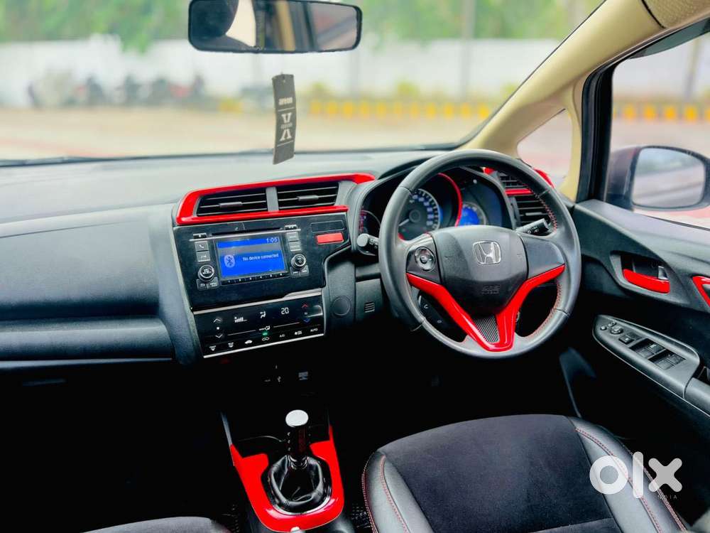 Honda Jazz V Mt Privilege, 2015, Petrol