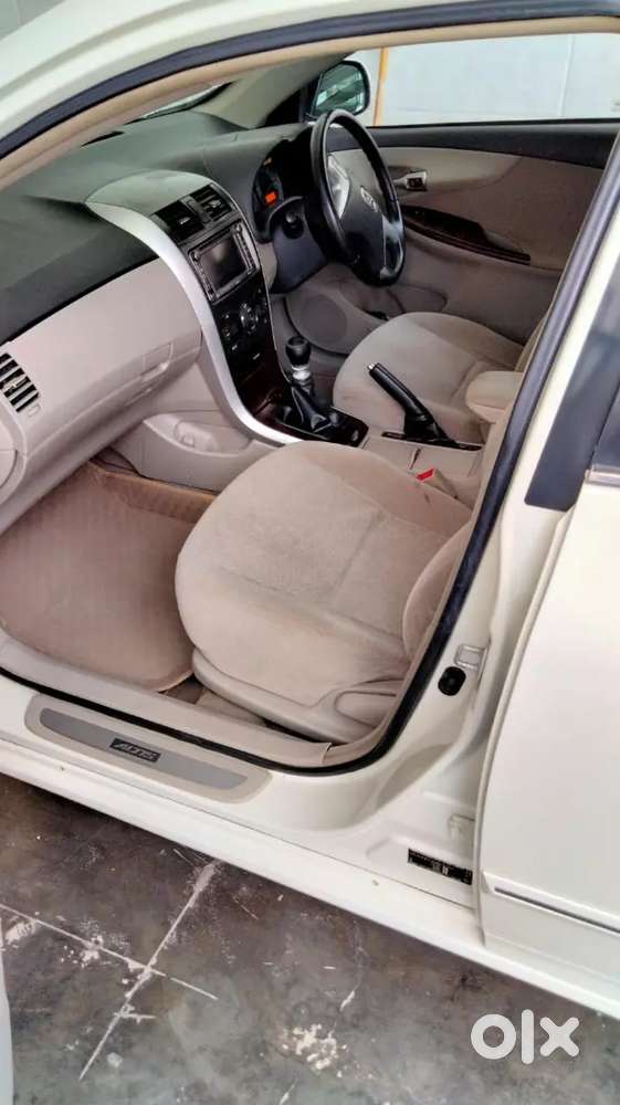 2013 Toyota Corolla Altis डीज़ल 2nd