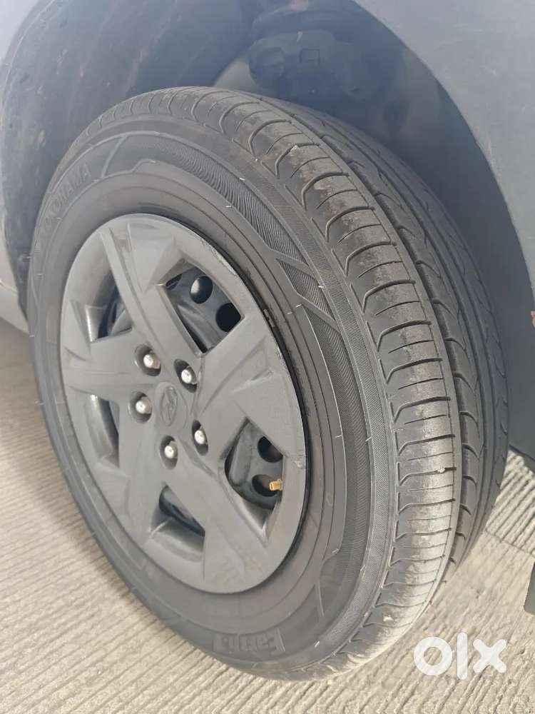 Hyundai Venue 2019  Petrol + Cng