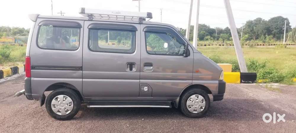 Maruti Eeco Smiles 5-seater Ac 2025