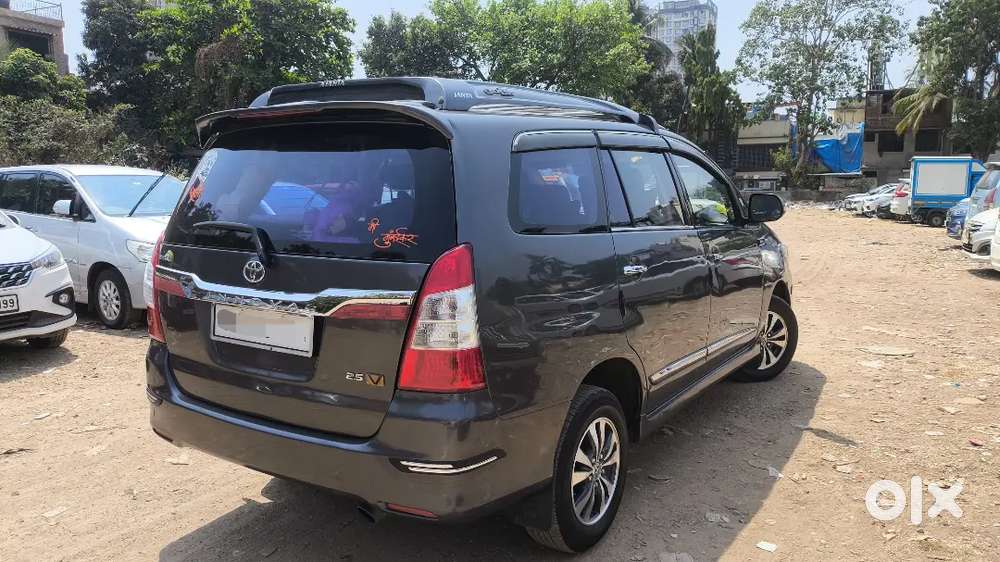 Toyota Innova 2015 Diesel Well Maintained