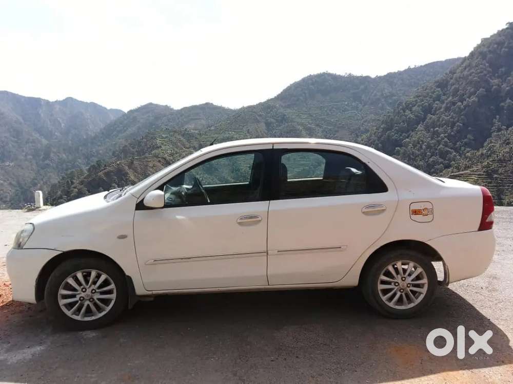Toyota Etios 2011 Car
