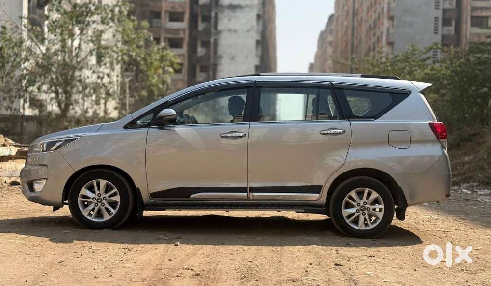 Toyota Innova Crysta 2.4 V, 2017, Diesel