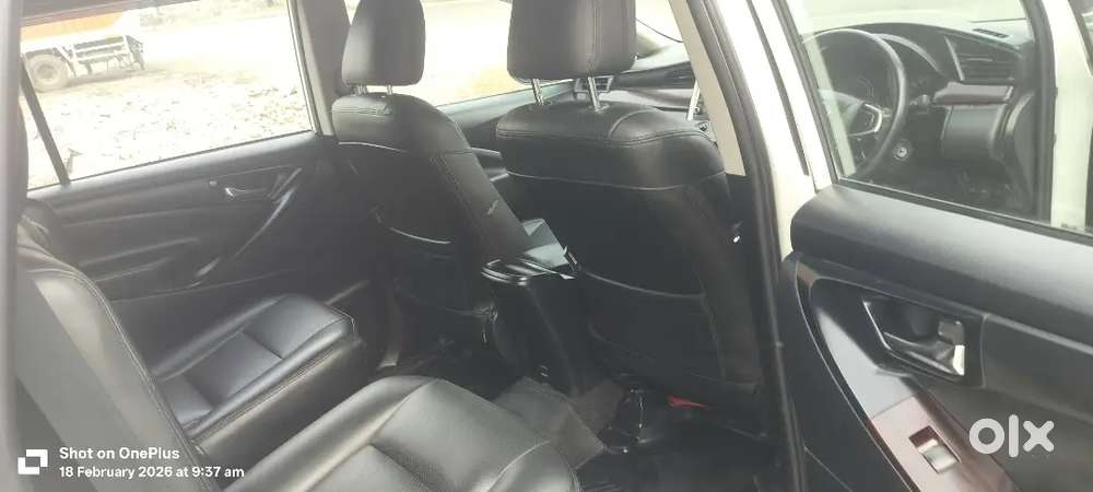 Toyota Innova Crysta 2024 Diesel 72000 Km Driven