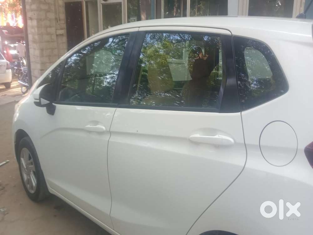 Honda Jazz [2020-2023] 1.2 V I-vtec Mt, 2015, Petrol