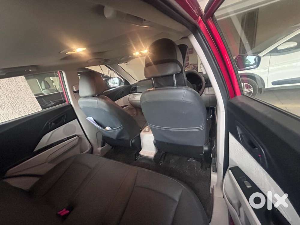 Mahindra Xuv300 2021 Petrol Good Condition