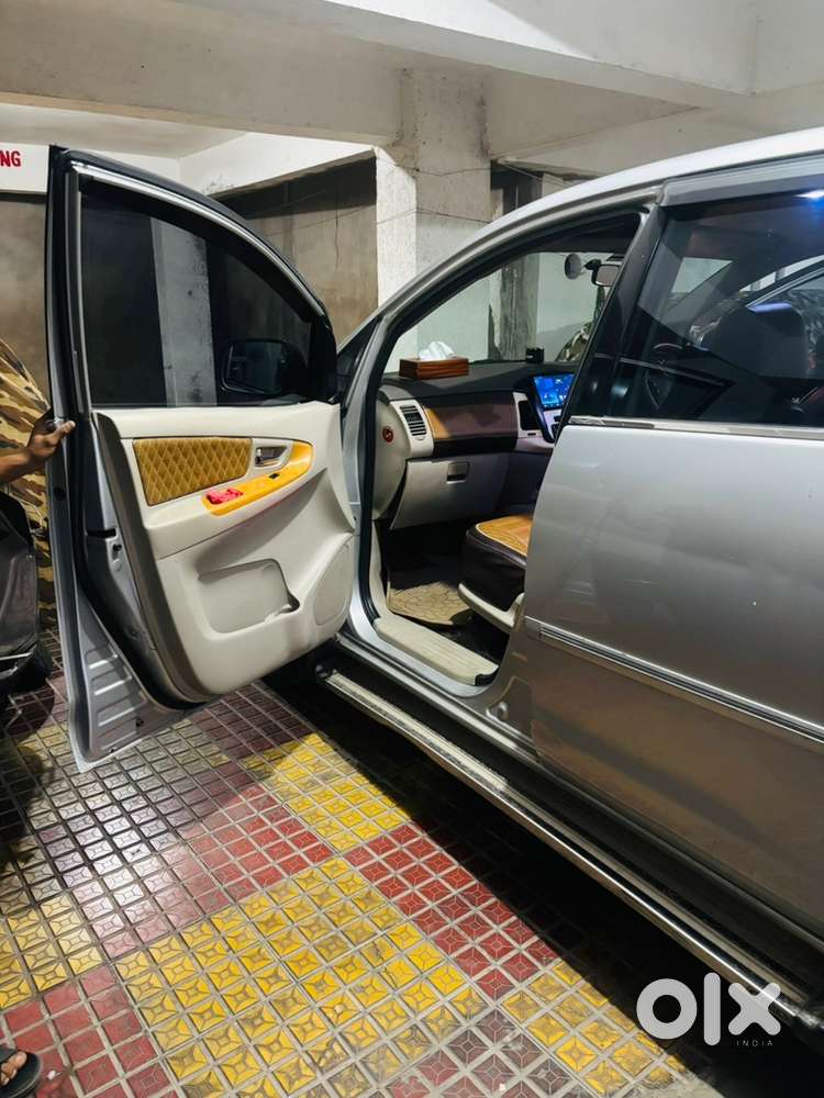 Toyota Innova 2010 Diesel 214000 Km Driven