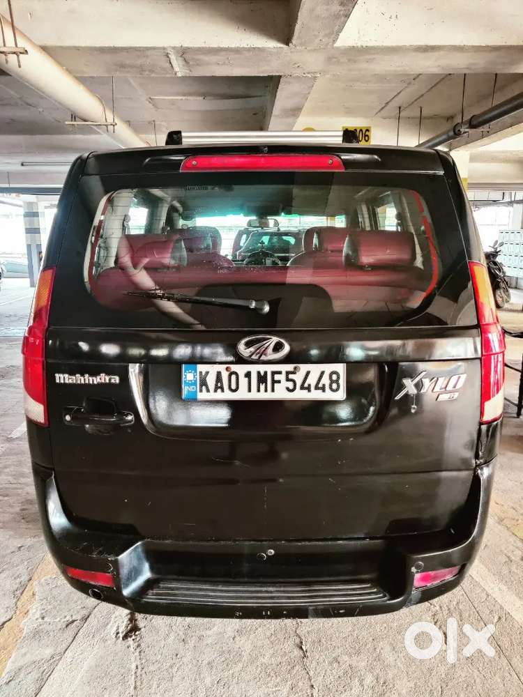 Mahindra Xylo E8 Abs (7 Seater)