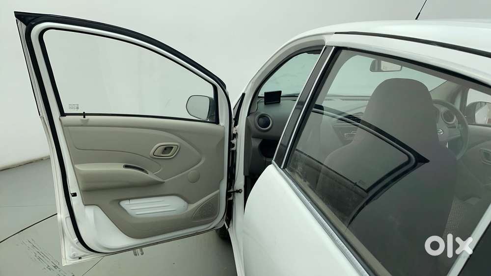 Datsun Redigo T Option, 2017, Petrol