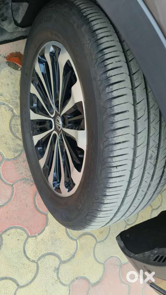 Mg Gloster Savvy 4x2 7str, 2024, Diesel