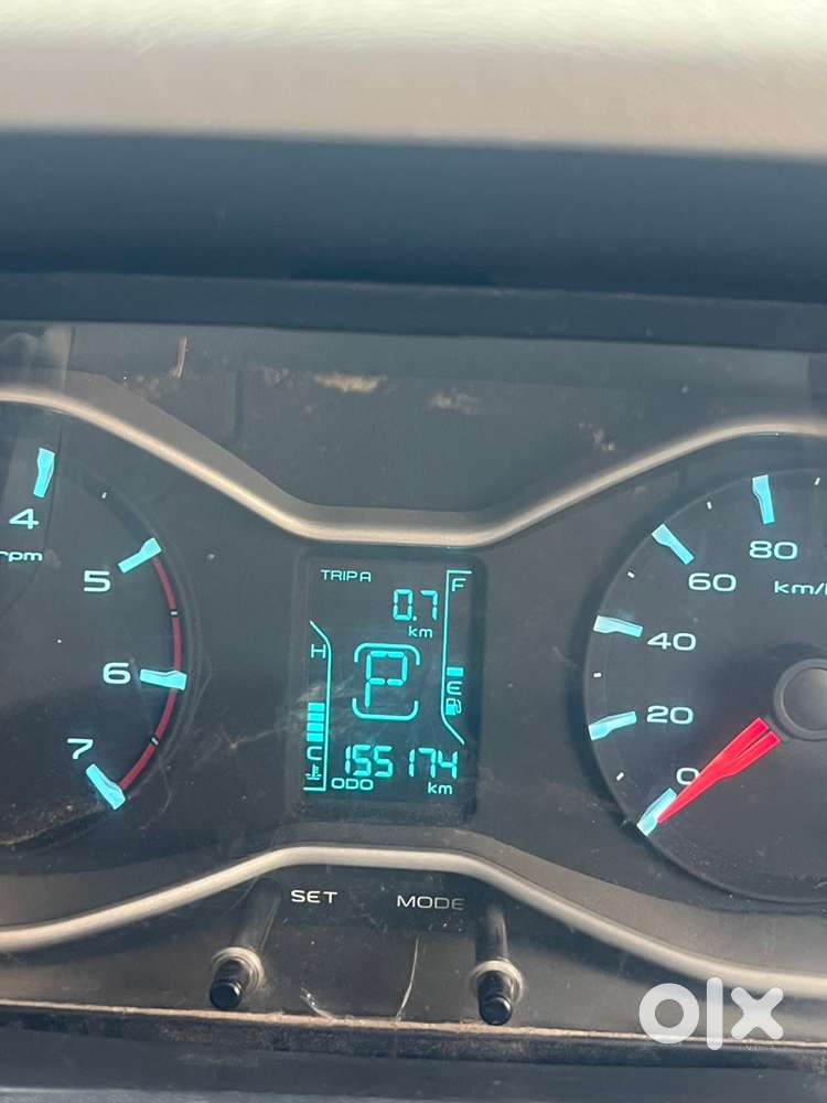 Mahindra Scorpio 4x4 Automatic Transmisson Diesel 2016 Model