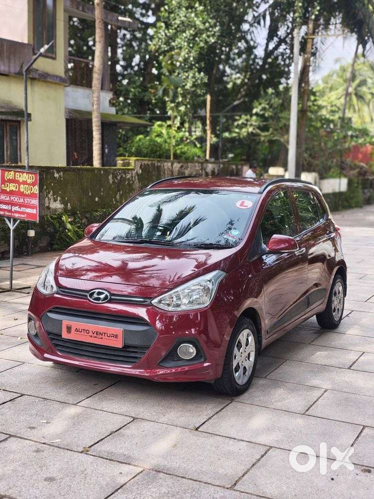 Hyundai I10 Sportz, 2013, Petrol