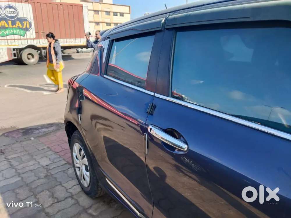 Maruti Suzuki Swift 2022 Petrol 41000km Driven