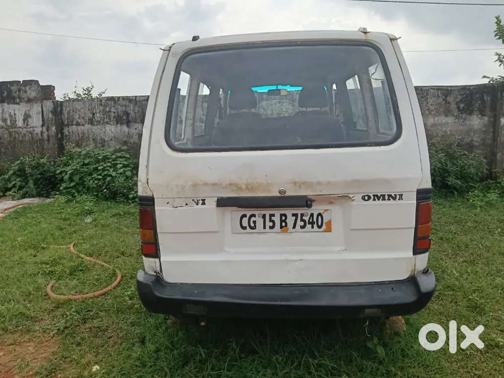 Maruti Suzuki Omni 2011