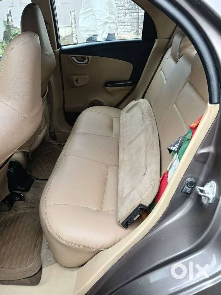 Honda Brio V Mt, 2012, Petrol