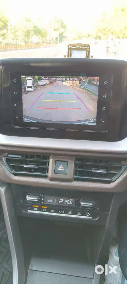 Maruti Suzuki Brezza Zxi S-cng, 2024, Cng & Hybrids