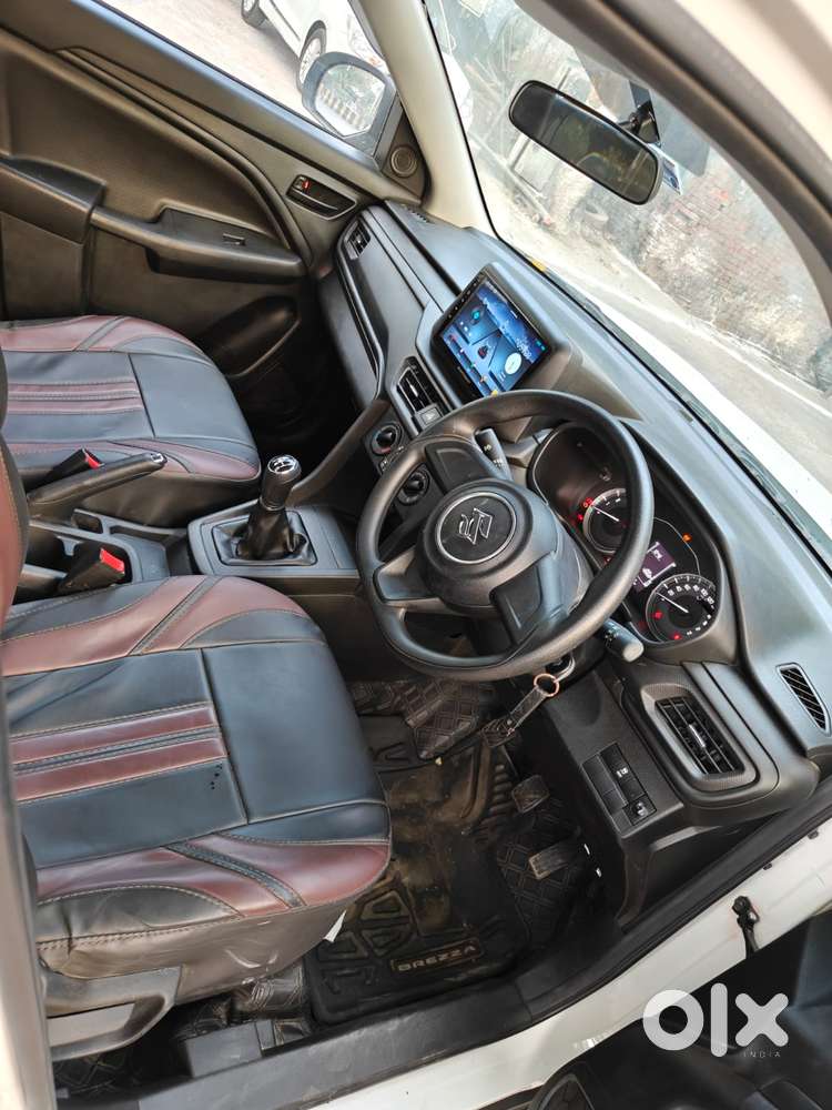 Maruti Suzuki Brezza 1.5 Lxi Smart Hybrid, 2025, Petrol