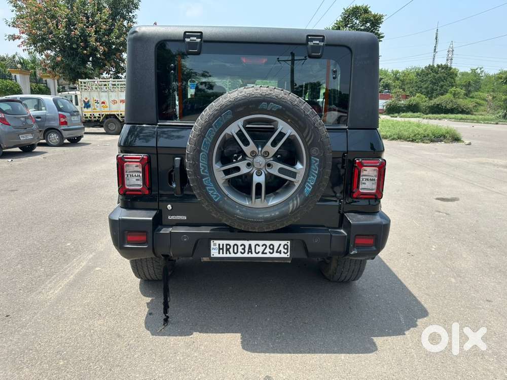 Mahindra Thar Petrol 2023