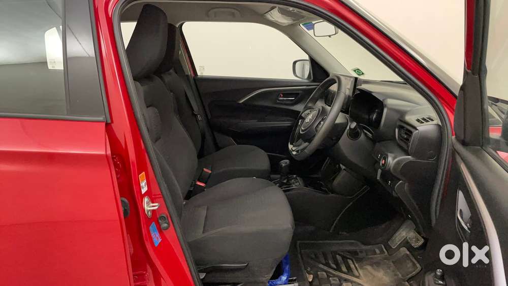 Maruti Suzuki Swift Zxi Plus Amt Dual Tone, 2025, Petrol