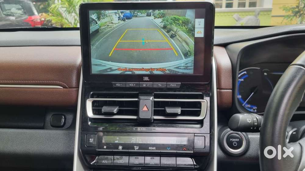 Toyota Innova Hycross 2.0 Zx (o) Hybrid 7 Str, 2024, Petrol