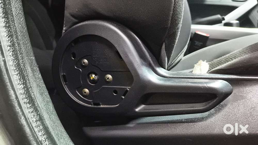 Tata Nexon 1.2 Revotron Xm (s), 2022, Petrol