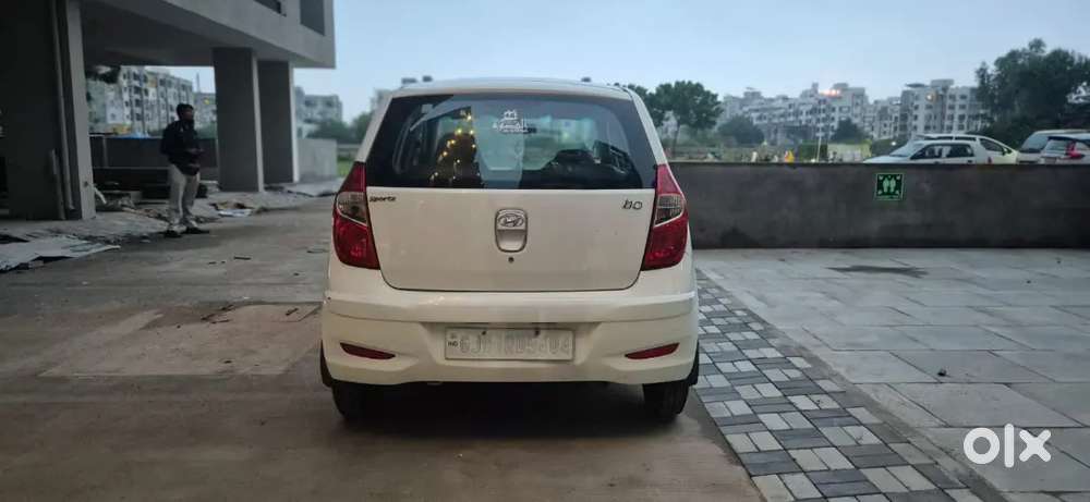 Hyundai I10 Sportz 2013