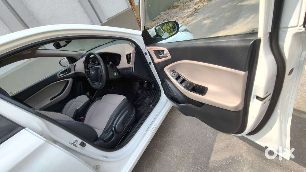 Hyundai I20 Sportz 1.2 Vtvt, 2017, Petrol