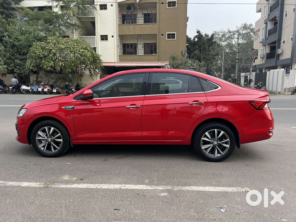 Skoda Slavia Style 1.0l Tsi At, 2022, Petrol