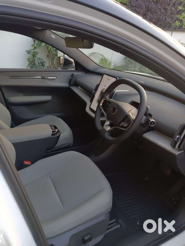 Volvo Ex30, 2025, Electric