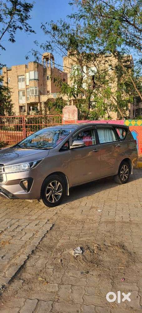 Toyota Innova Crysta 2.4 G Mt 7 Str, 2022, Diesel