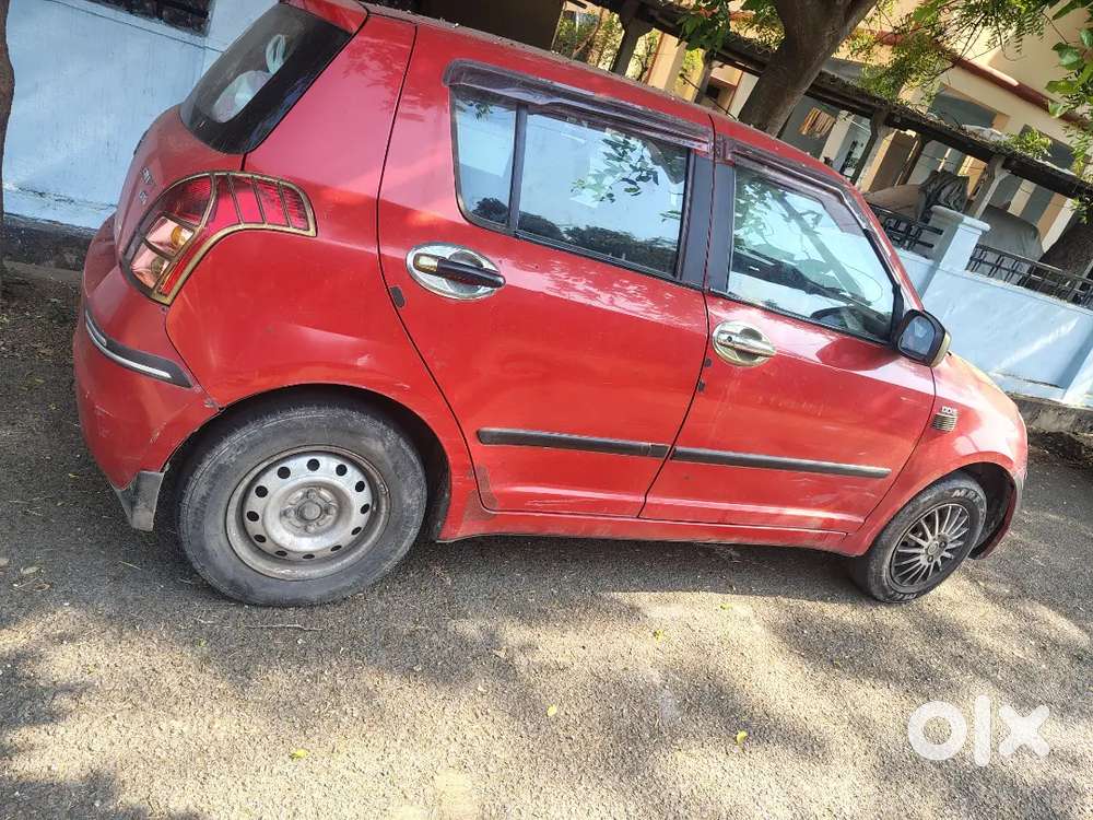 Maruti Suzuki Swift 2011 Diesel 143000 Km Driven