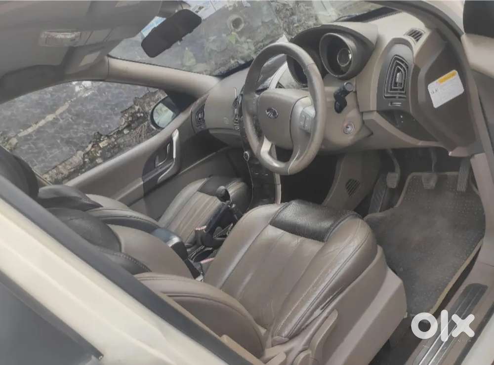 Mahindra Xuv500 2012