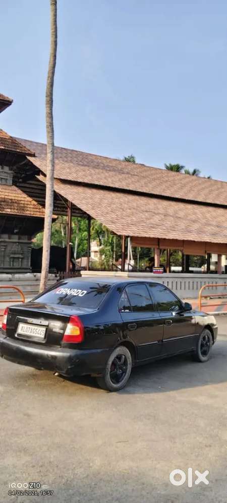 Hyundai Accent 1.5 Executive 2002