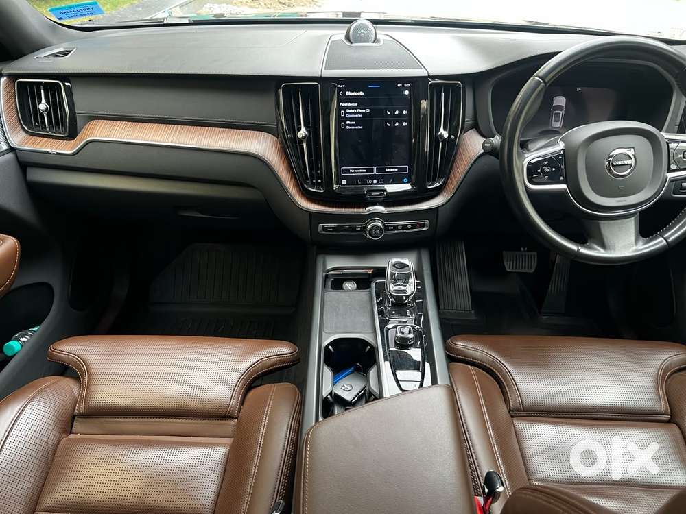 Volvo Xc60 D5 Awd Automatic, 2022, Petrol