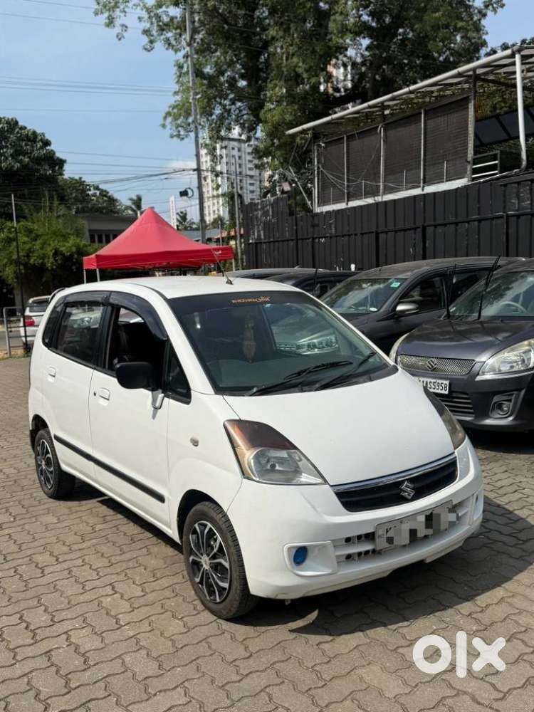 Maruti Suzuki Estilo Lxi, 2009, Petrol