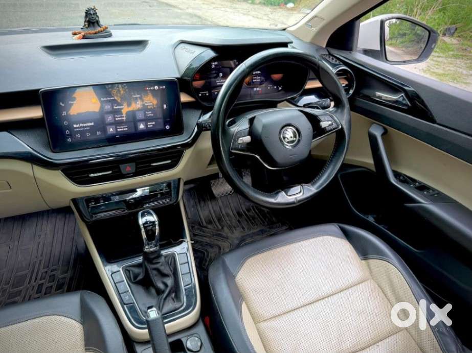 Skoda Slavia 1.0 Tsi Style At, 2022, Petrol