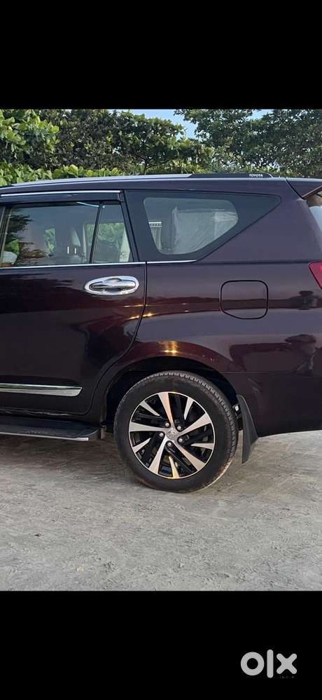 Toyota Innova Crysta Zx 2.4 Diesel 7 Seater, 2021, Diesel